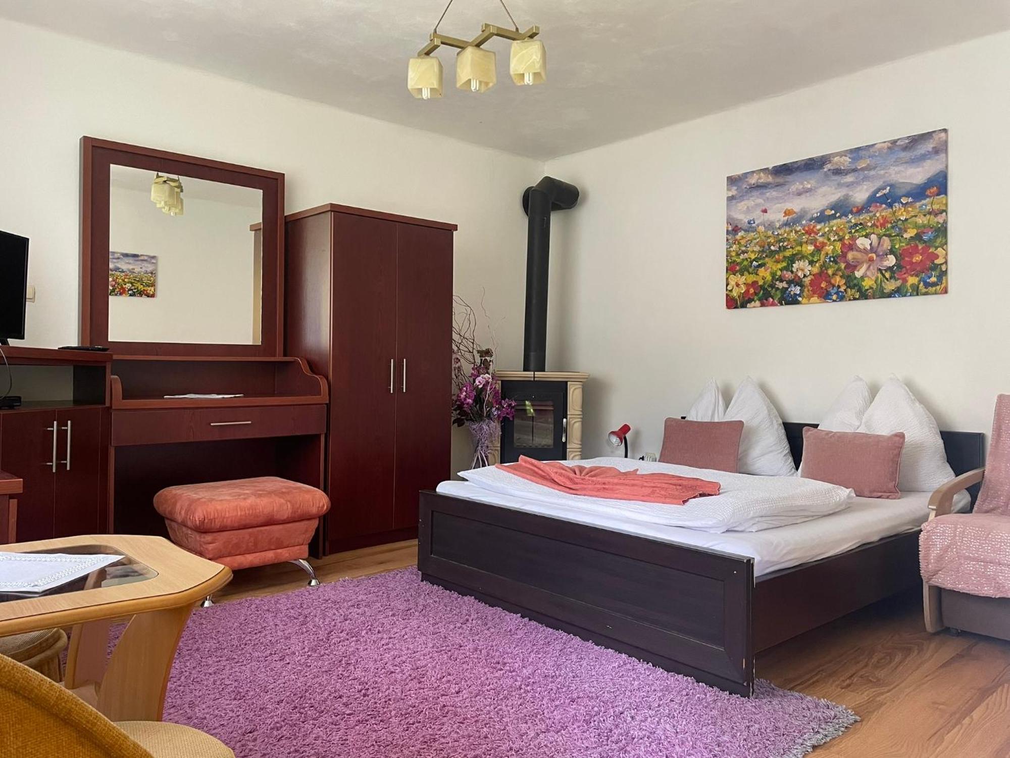 Apartmany Pod Troma Korunami Červený Kláštor Esterno foto